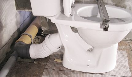 Fan pipe para sa banyo: kung ano ang kinakailangan + nuances ng pag-install at koneksyon