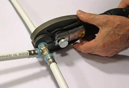 Precise crimping with pliers