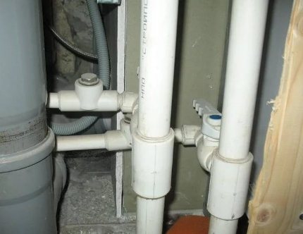 Insert de tuyau en plastique
