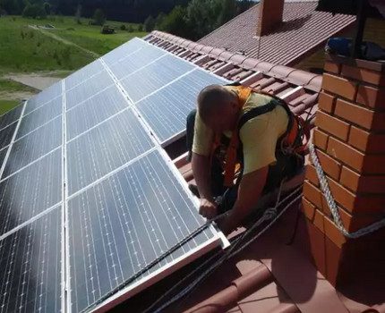 Pag-install ng solar panel