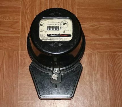 Đồng hồ điện lỗi thời