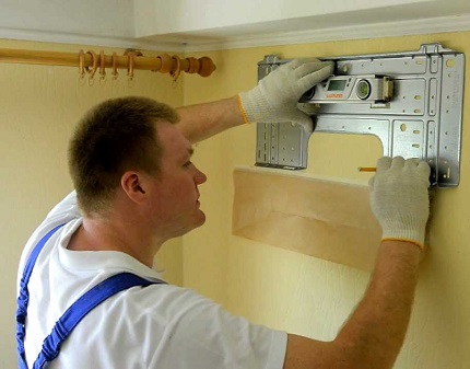 Pag-install ng Pag-install ng Panel