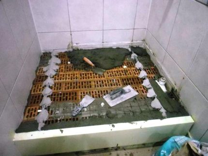 Konstruksyon ng Brick Pallet