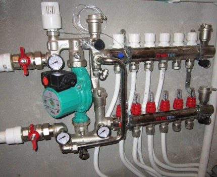 Circulatiepomp in het verwarmingsnetwerk