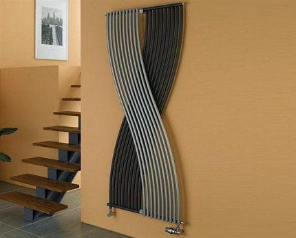 Buisvormige verticale radiator