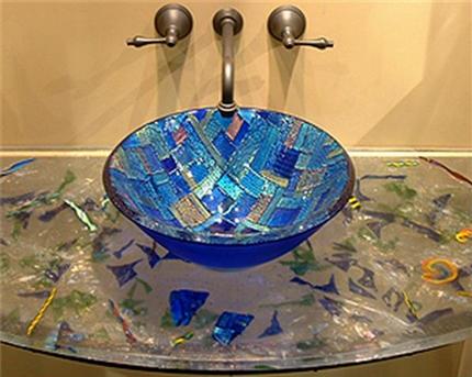 Gootsteen van mozaïek glas
