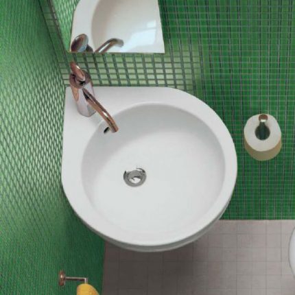 Hanging sink