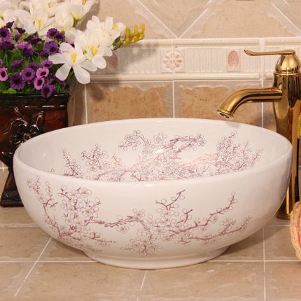 Porcelain sink