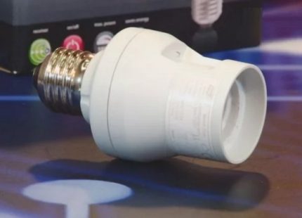 Prise de base avec connexion à distance