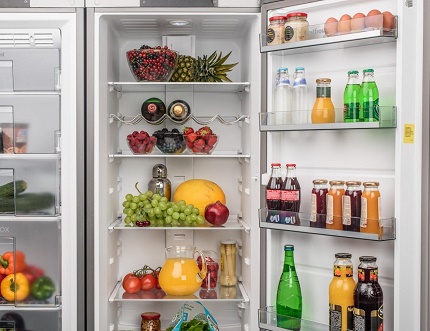 Westforst fridge with french door