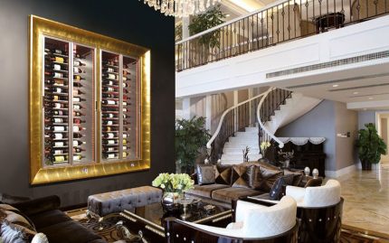 Wine showcase