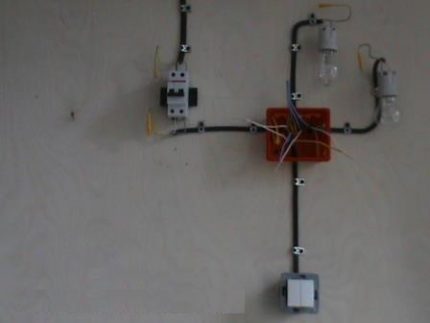 Dubbele schakelaarverbinding