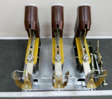 Vacuüm stroomonderbreker