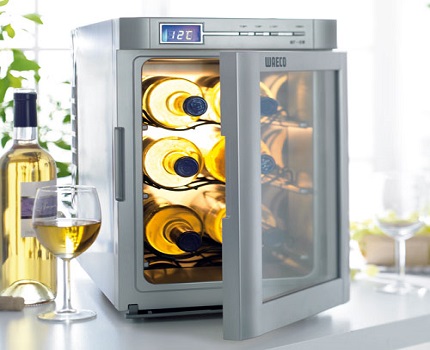 Mini fridge Vaeko