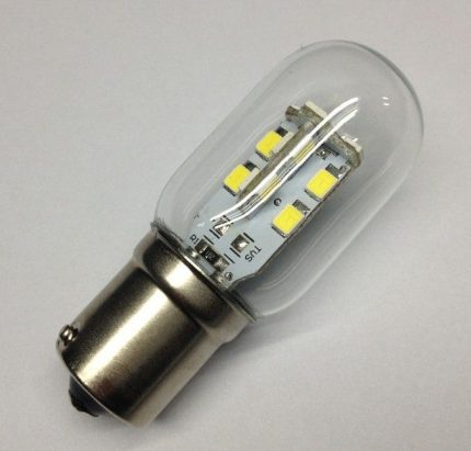 Bayonet socket lamp