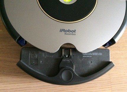 Trash bin sa iRobot Roomba 616