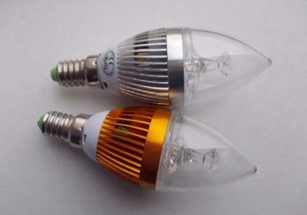 Spits toelopende lampen