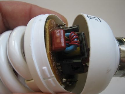 Tháo gỡ CFL