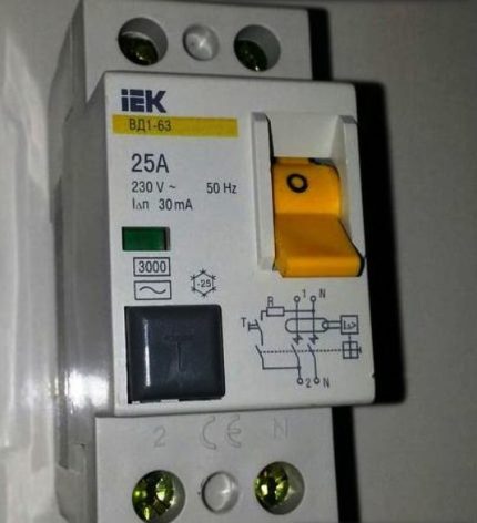 Aardlekschakelaar 30 mA