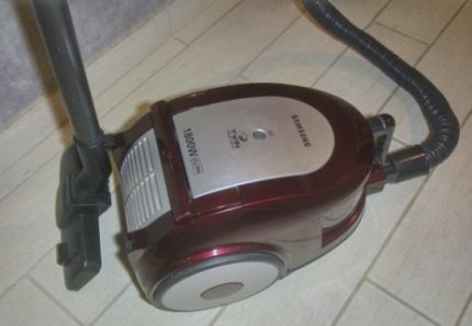 Modelo ng Samsung Twin 1800W