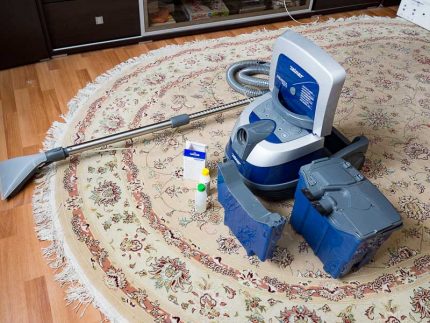 Ang paghuhugas ng vacuum cleaner zelmer aquawelt
