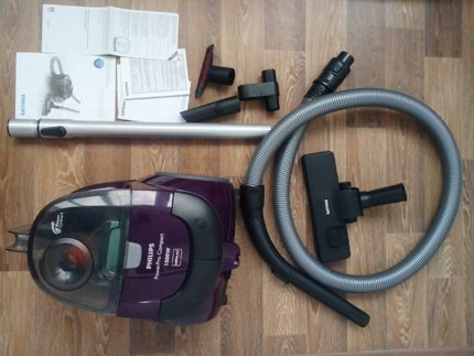 Vacuum cleaner kumpletong hanay FC8472-01