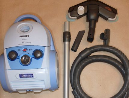 Bộ máy hút bụi hoàn chỉnh bộ Philips FC90711