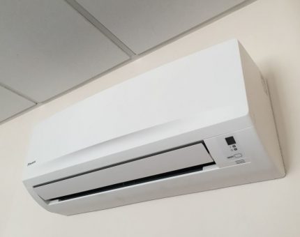 Air conditioning brand na Daikin
