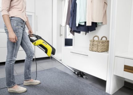 Máy hút bụi dọc Karcher