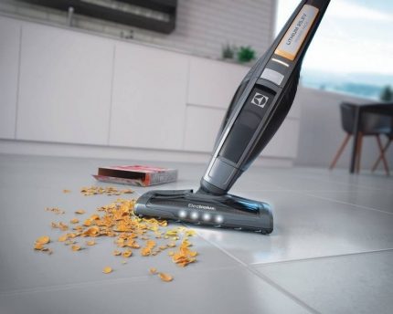 Giặt khô với pin