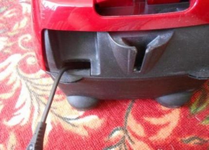 Dây nguồn máy hút bụi