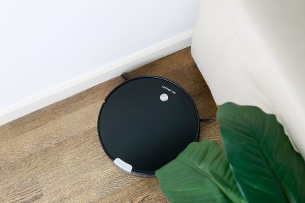 Ang vacuum cleaner robot