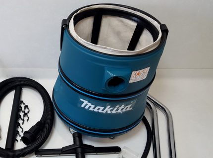 Makita vacuum cleaner tank na may dust bag