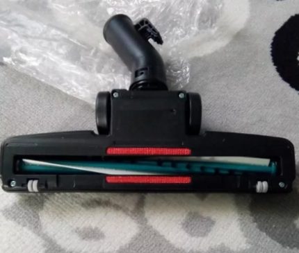 Ang hitsura ng isang mechanical turbo brush