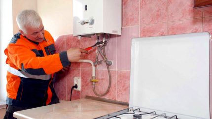 Reparatie van gaswandboiler
