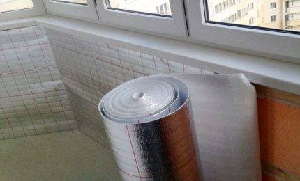 Opwarming van de loggia met penofol