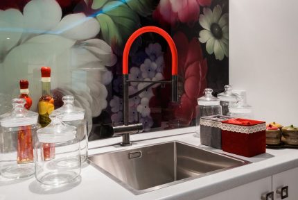 Omoikiri mixer in het interieur