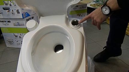 Dry closet Thetford Porta Potti Qube 365