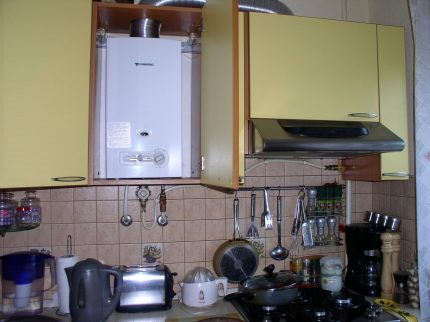 Gasboiler binnen de keuken