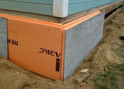 Penopleks Mặt tiền để hoàn thiện tầng hầm