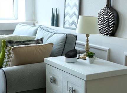 Behuizing voorzien van intelligent besturingssysteem