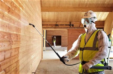 Xử lý gỗ bảo vệ