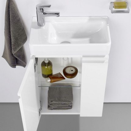Rectangular washbasin