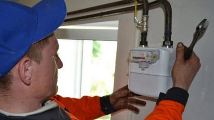 Gas meter check