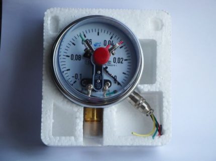 Manometer in handelsverpakking