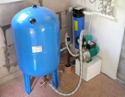 Wateropslagtank