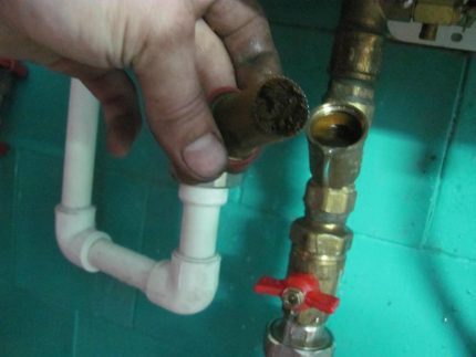 Lỗi nồi hơi gas Ariston: cách tìm và khắc phục sự cố bằng mã