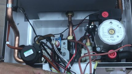 Wandketel Lemax gedemonteerd