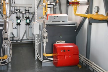 Pang-industriya boiler para sa isang malakas na boiler