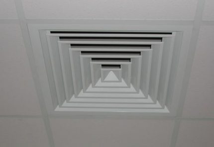 Plafondventilatierooster
